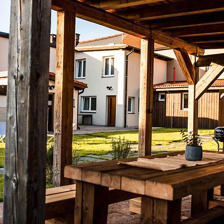 Apartmany Zeme Nove Mesto pod Smrkem Exterior photo